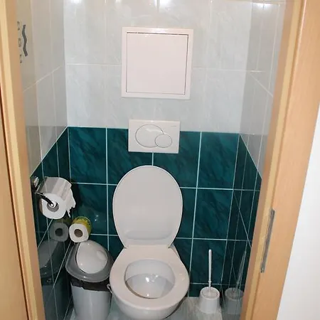 Vandrarhem Sd Jedlikova 5