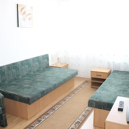 Sd Jedlikova 5 Хостел *