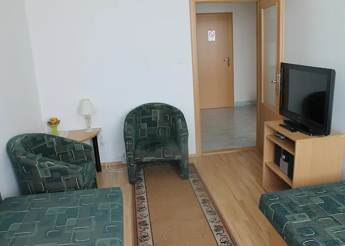 Hostel Sd Jedlikova 5 *